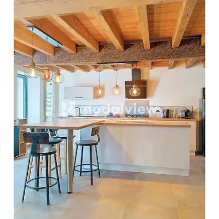 Aux Sources De Lesquire Villa