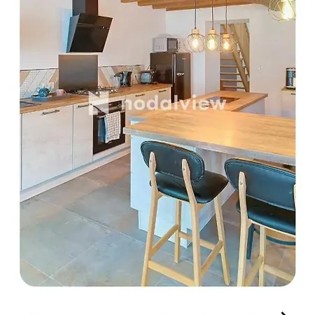 Aux Sources De Lesquire Villa